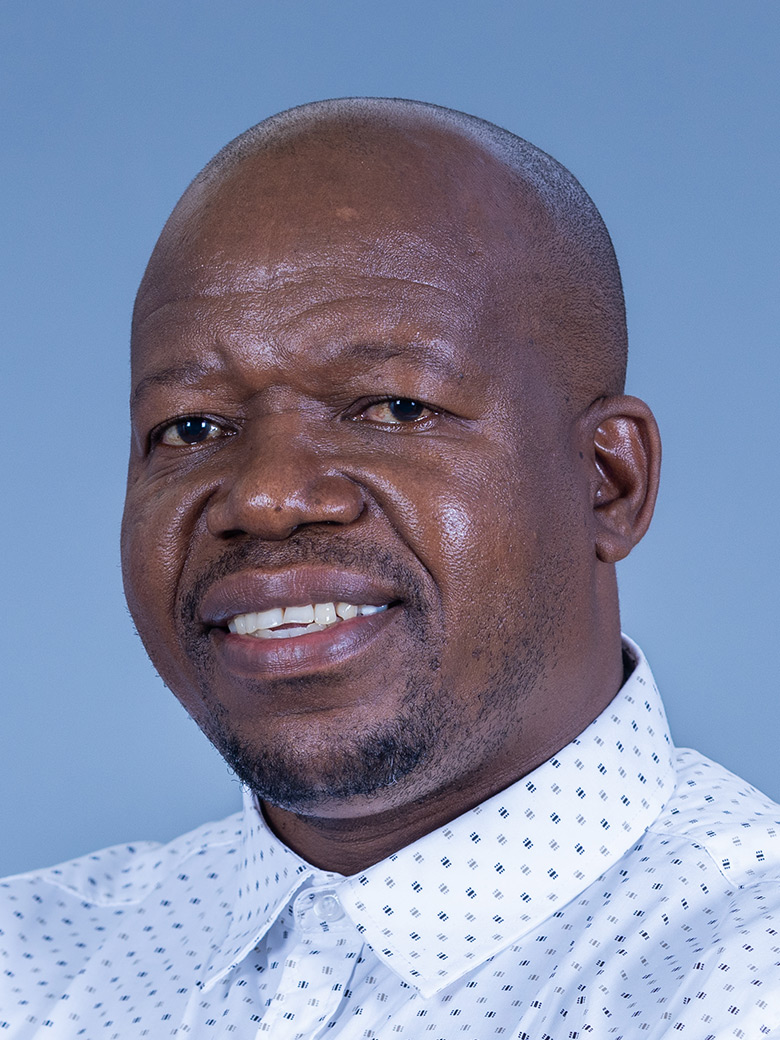 Dr-Tinyiko-Ngoveni.jpg